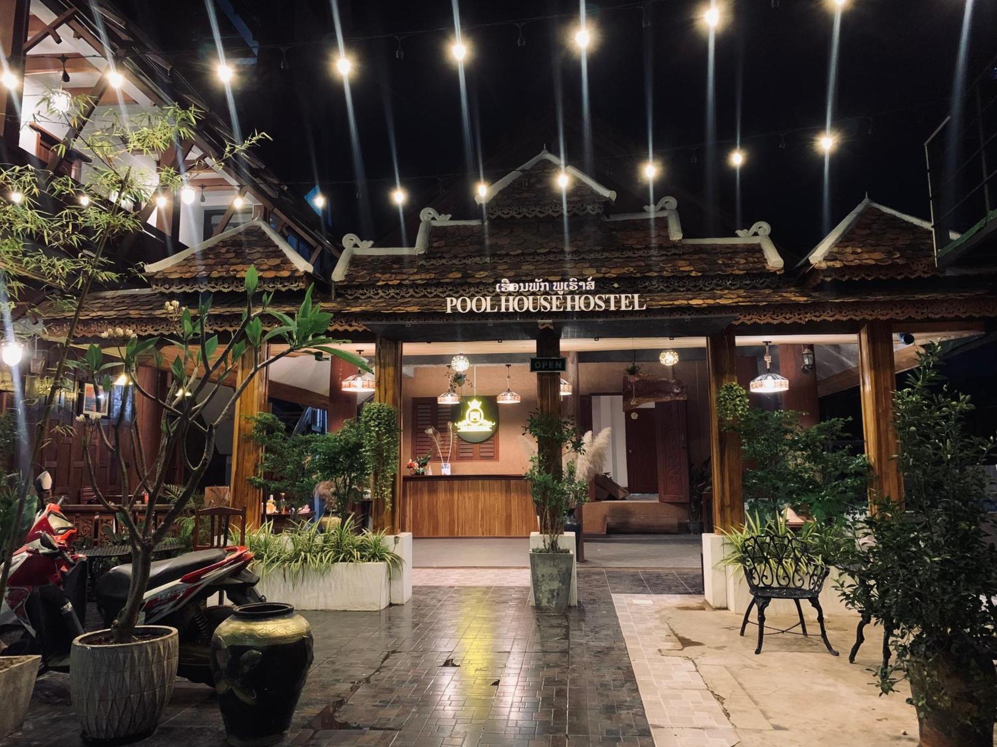Vangvieng Pool House Hotel Vang Vieng Exterior photo