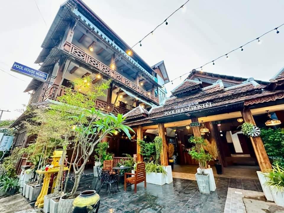 Vangvieng Pool House Hotel Vang Vieng Exterior photo